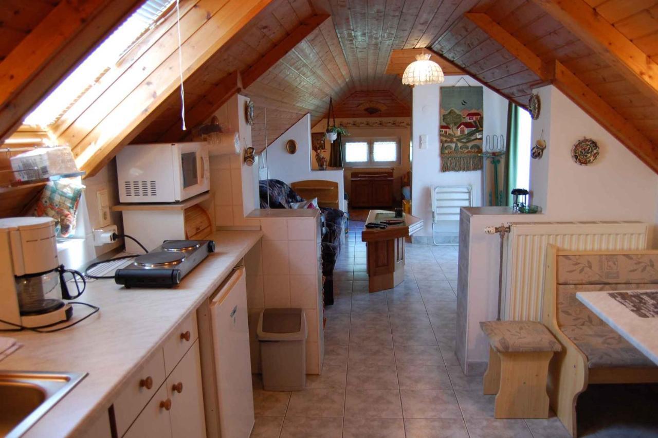 Apartment In Heviz/Balaton 18913 Kültér fotó