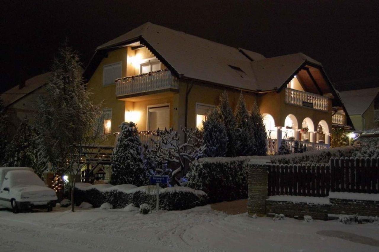 Apartment In Heviz/Balaton 18913 Kültér fotó